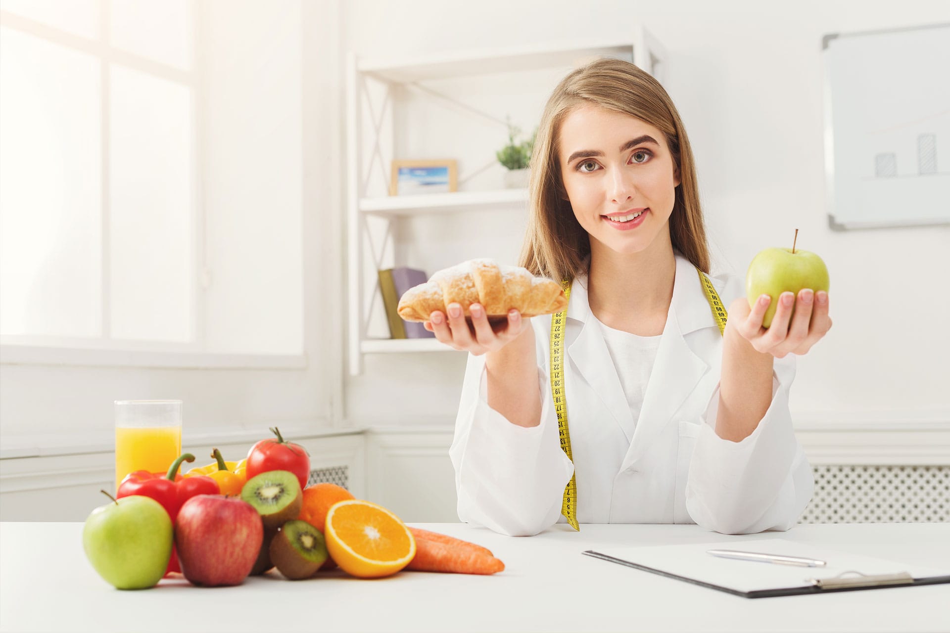 Dietitian Nutritionist With Bun And Apple 2022 10 07 02 48 19 Prj7nq8.jpg